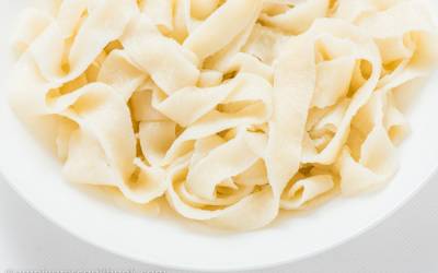 Easy Hand-Pulled Noodles ( la mian dough) | Omnivore