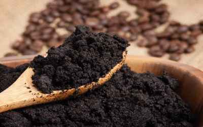 You Will Never Throw Away Coffee Grounds After Watching This